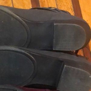 Maurice’s ankle booties size 12